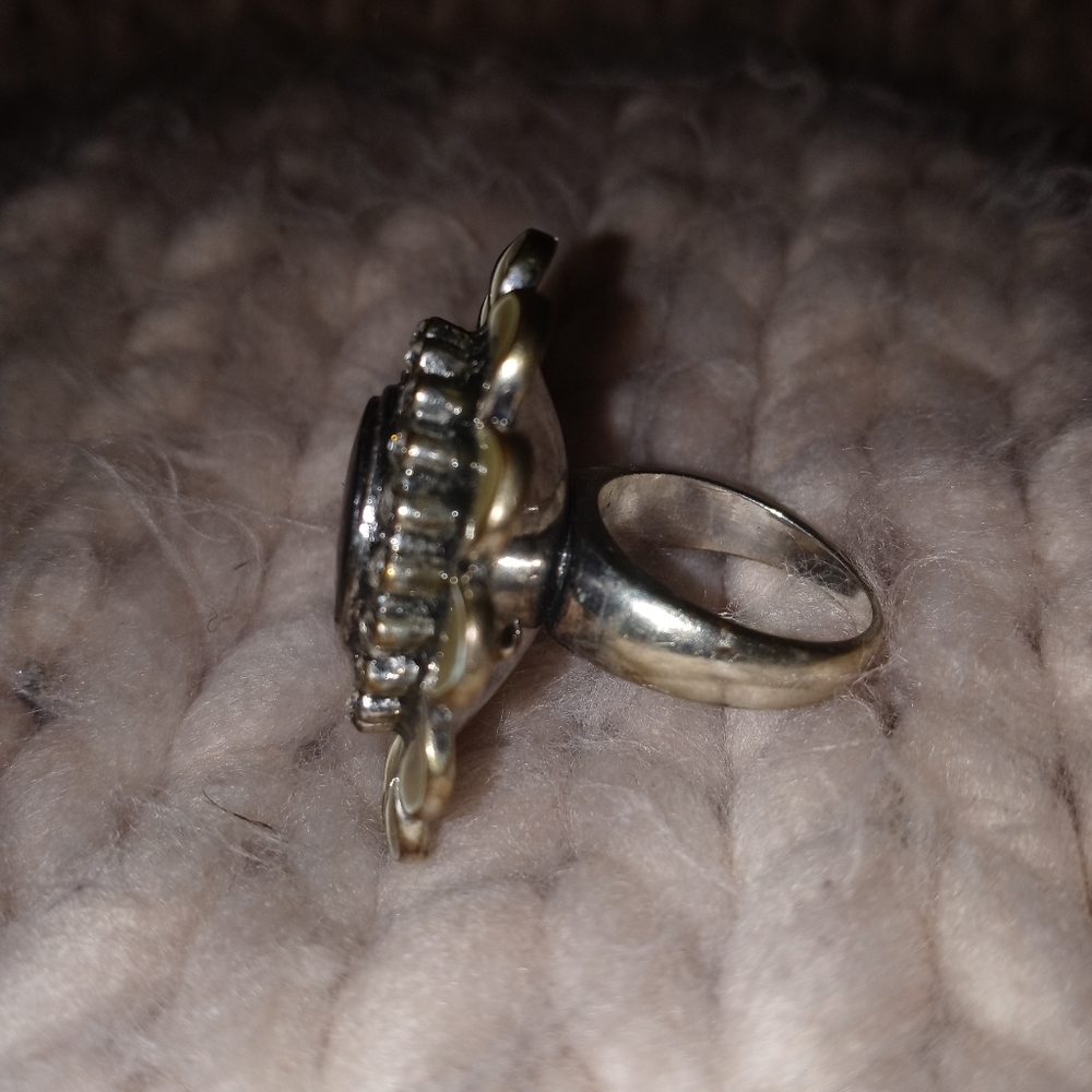Metal flower Grey ring - Picture 2 of 3